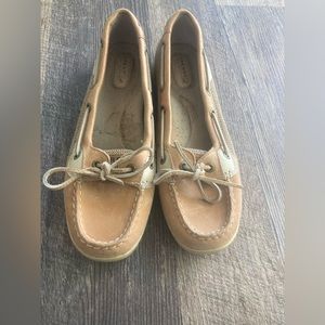 Women’s Sperrys size 8.5